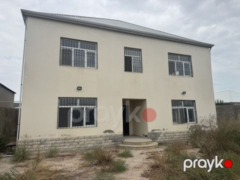 Satılır 7 otaqlı həyət evi/bağ evi 240 m² — Bakı