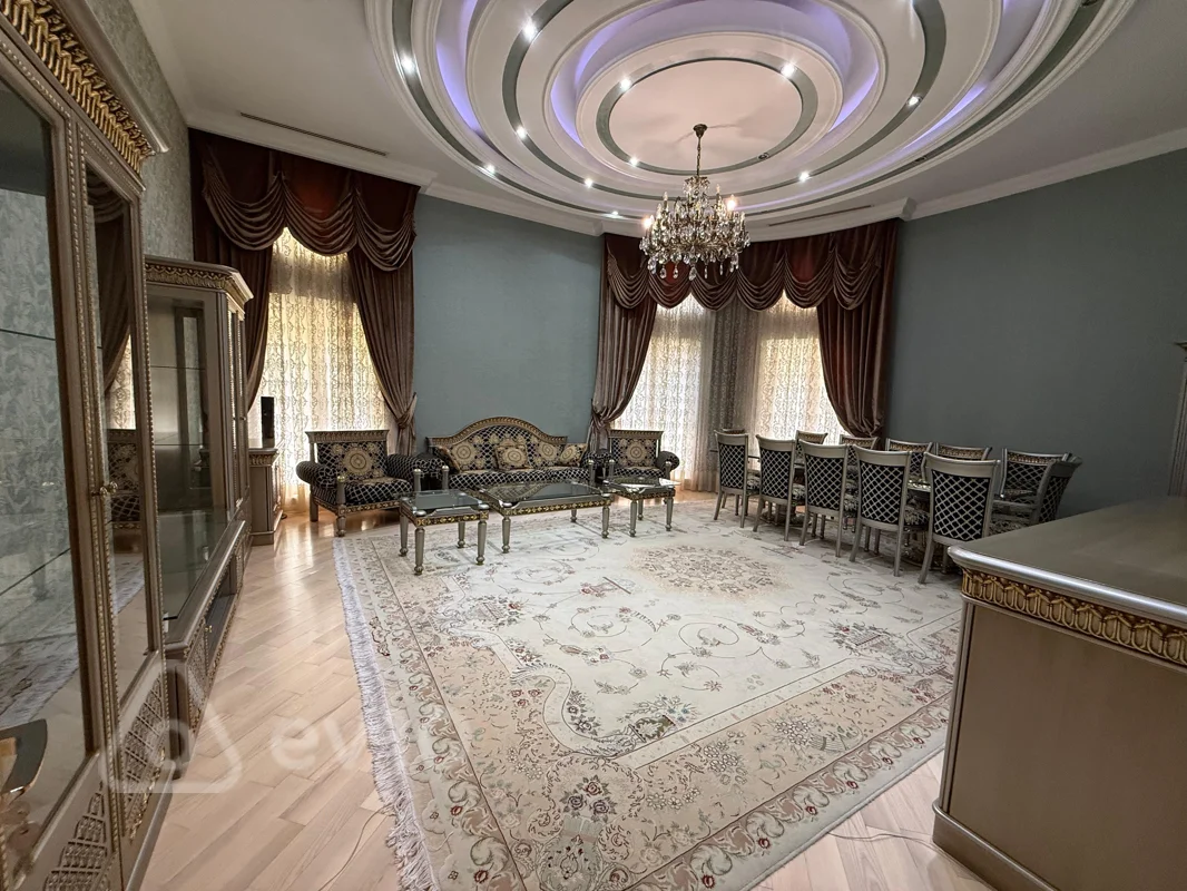 4 otaqlı mənzil, 200 m², Aşıq Alı küçəsi — Mənzil, Bakı (2)