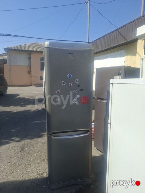 İşlənmiş 2 qapılı Indesit Soyuducu Satılır, rəng - Boz — Digah