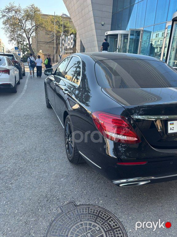 Mercedes E 220 d, 2.0 L, 2019 il, 114 500 km — Avtomobillər, Bakı (3)