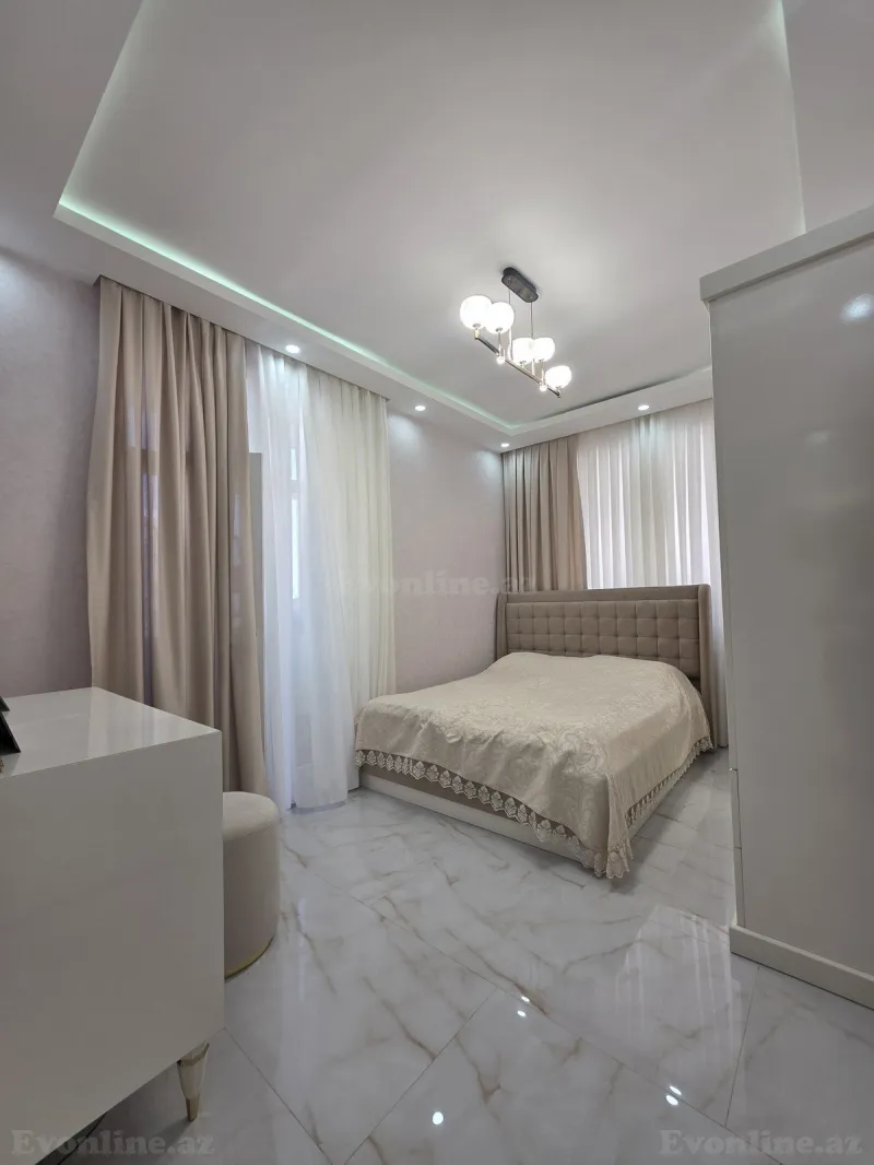 Satılır 3 otaqlı Mənzil Yeni tikili 100 m² Bakı, Yasamal r., Yeni Yasamal — Mənzil, Bakı (4)