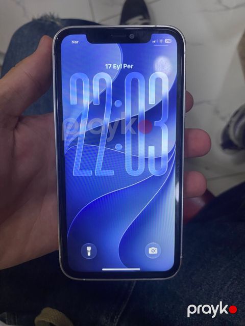 Apple iPhone 11 Yellow 128GB/4GB — Bakı