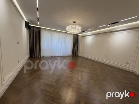 Satılır 4 otaqlı yeni tikili 186 m² — Bakı