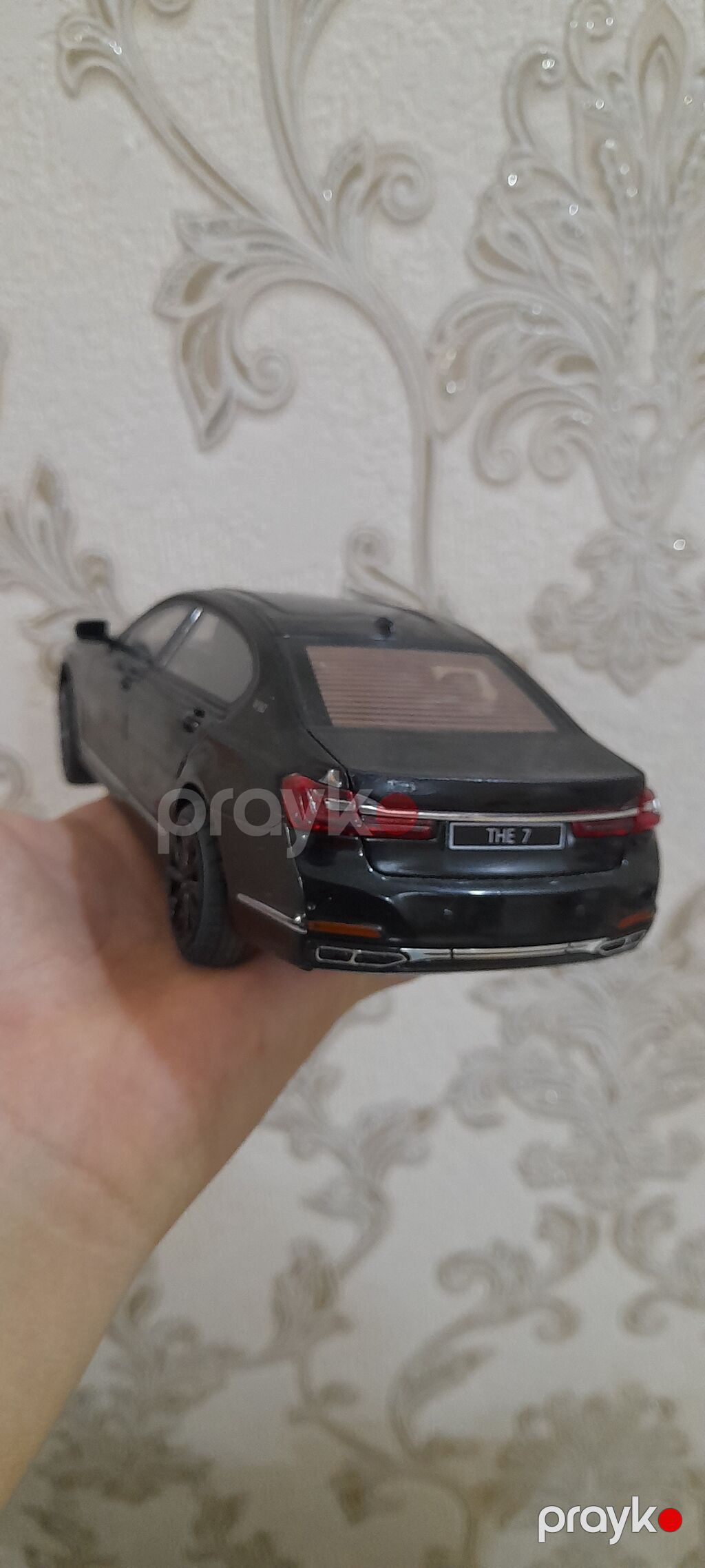 Bmw 7 seriya 760li 1:24 Ölçüdə Hər yeri açılır Səsli və İşıqlı — Modellar, Bakı (2)