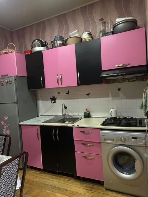 Metbex mebeli 110 manat.Ustunde aspirator ve moyka verilir unvan — Mətbəx mebeli