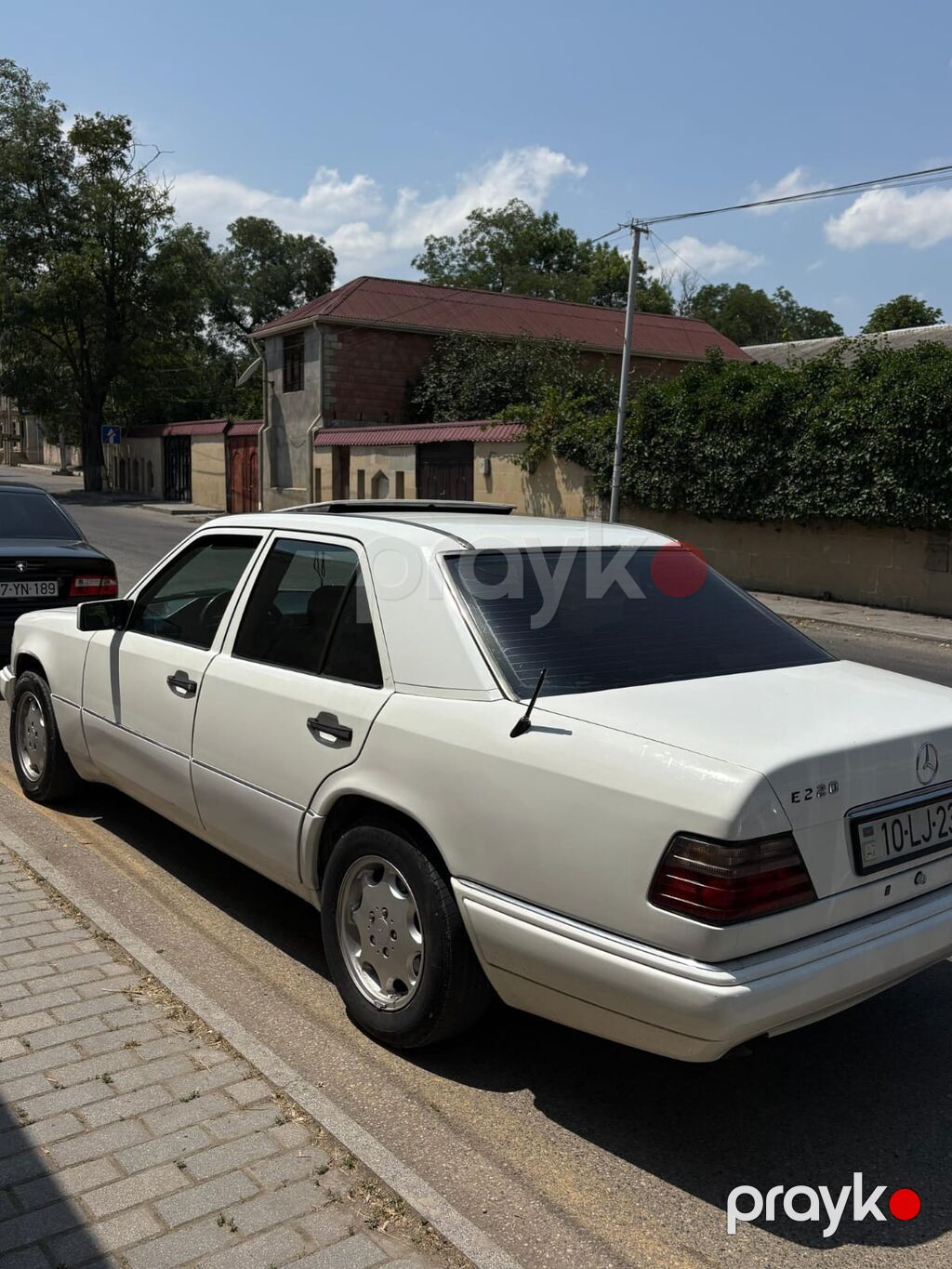 Mercedes-Benz W124: 2.2 l 1994 il Sedan 10-LJ-232 — Avtomobillər, Quba (6)