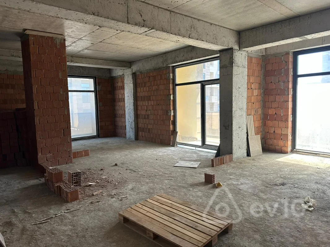 2 otaqlı mənzil, 97.5 m², Salatin Esgerova kucesi — Mənzil, Bakı (2)
