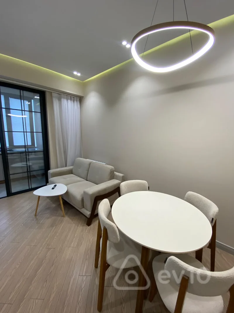 2 otaqlı mənzil, 72 m², Nəcəfqulu Rəfiyev — kirayə — Bakı