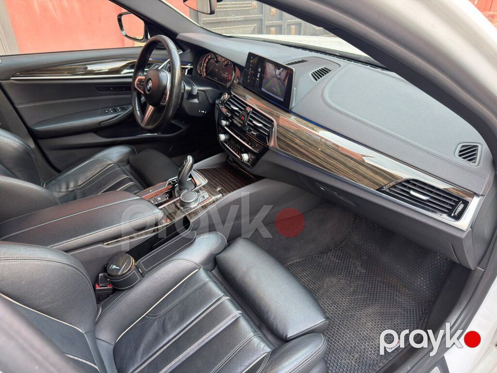 BMW 530, 2.0 L, 2017 il, 191 000 km — Avtomobillər, Bakı (9)