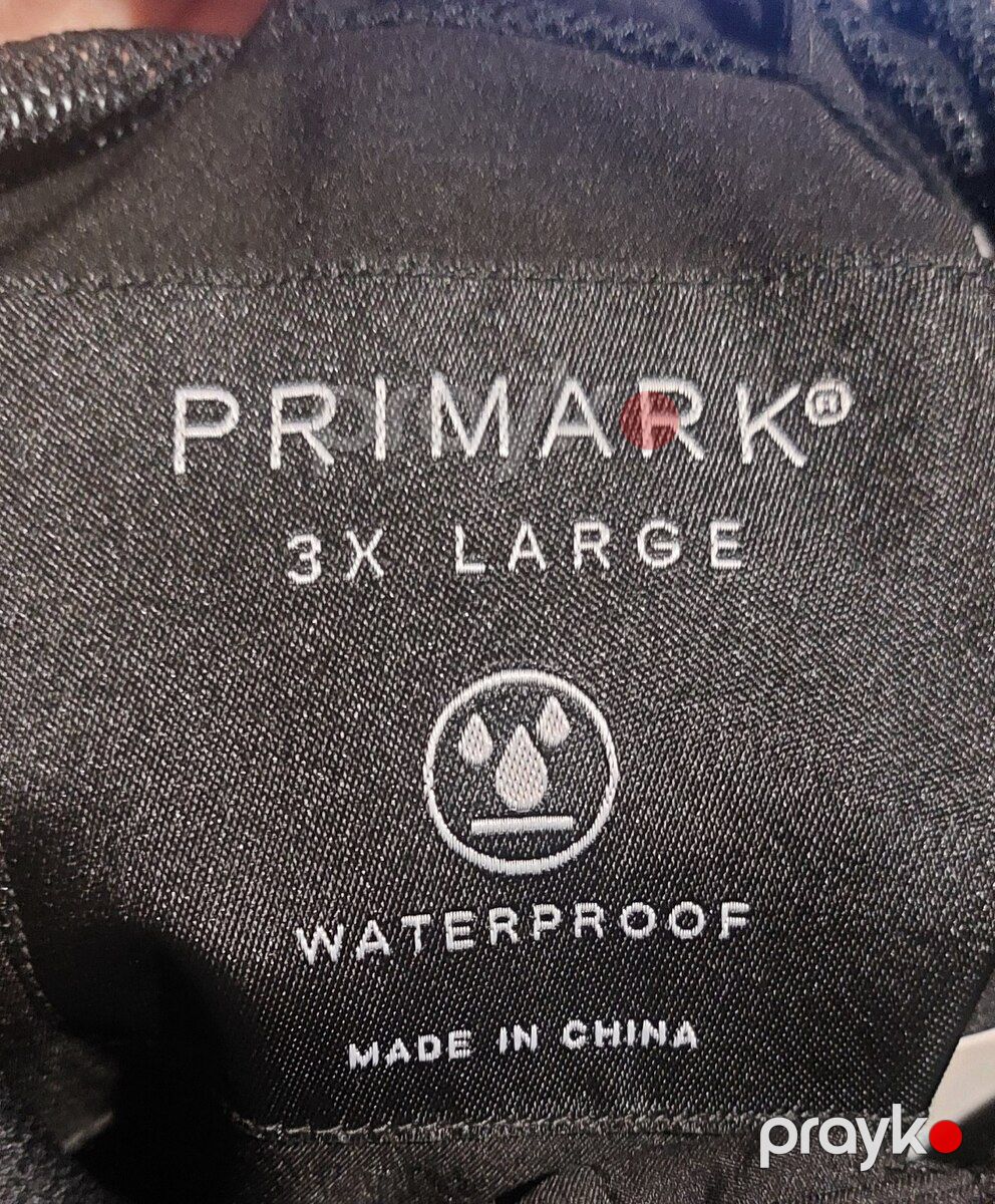 Gödəkçə Primark — Geyim, ayakkabı, aksesuarlar, Bakı (2)