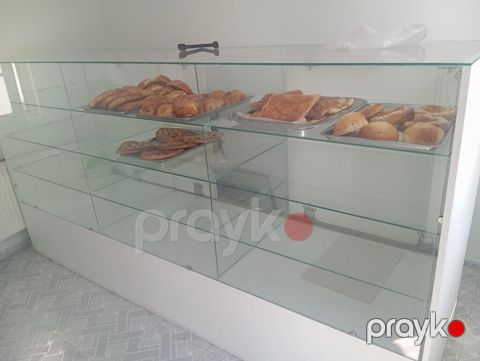 *Seva Xirdalan* Quru vitrin satilir. Ölçü Uzunlugu 2.60 Eni — Bakı