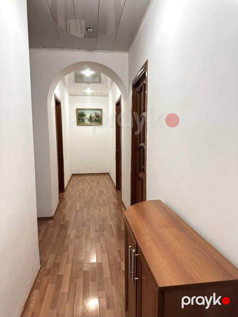 Satılır 3 otaqlı köhnə tikili 108 m² — Mənzil, Bakı (4)