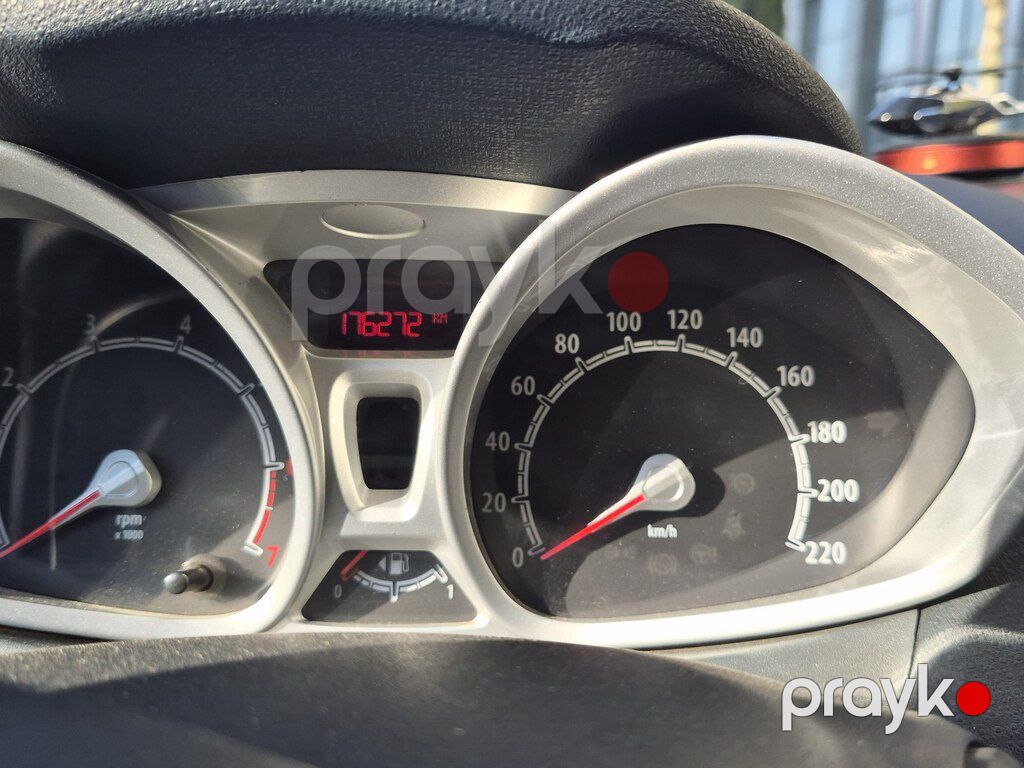 Ford Fiesta, 1.6 L, 2011 il, 177 000 km — Avtomobillər, Bakı (9)