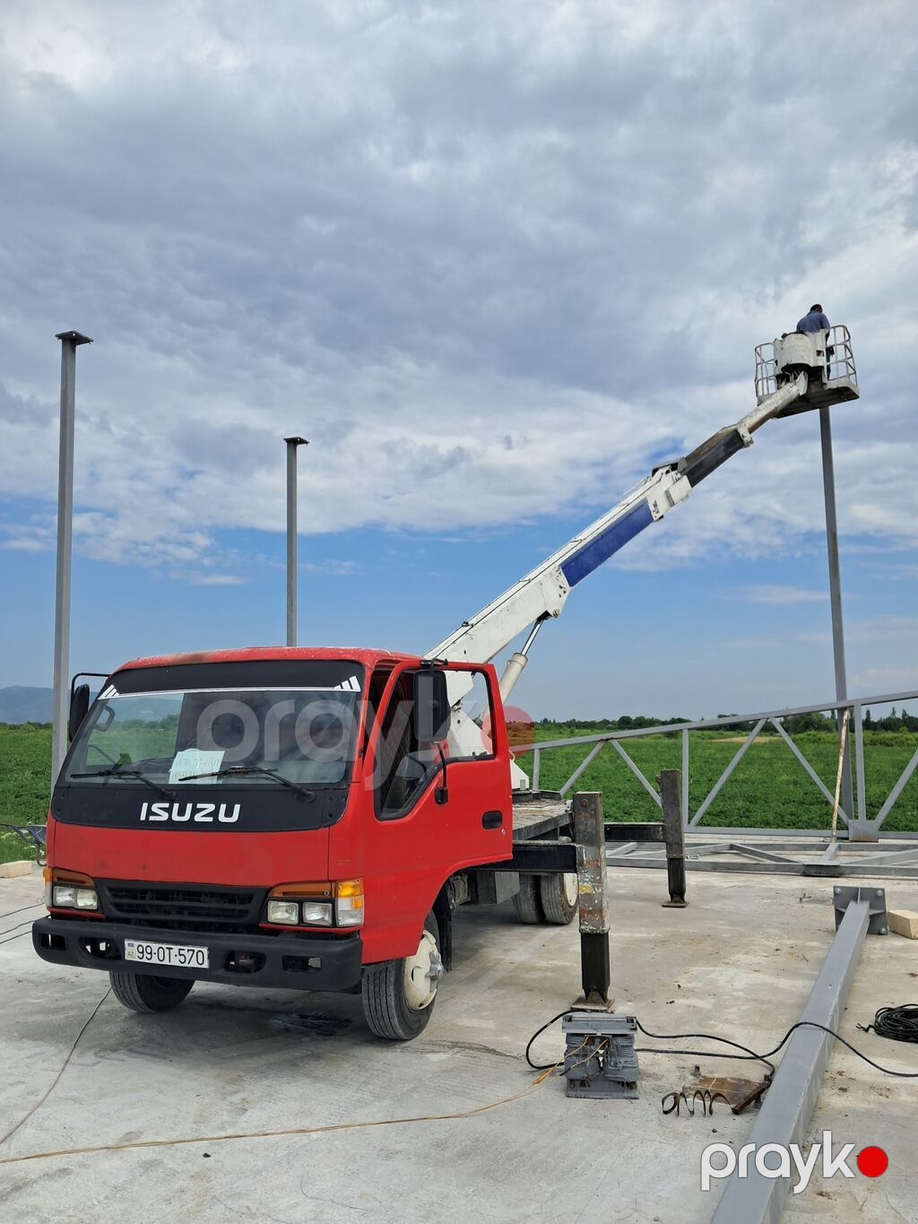 Isuzu 4.3 l 2004 il 230000 km — Avtomobillər, Bakı (10)