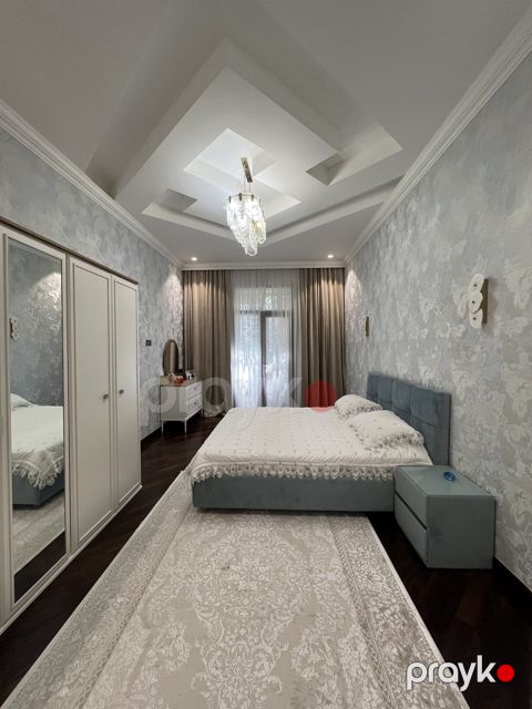 Satılır 2 otaqlı köhnə tikili 60 m² — Bakı