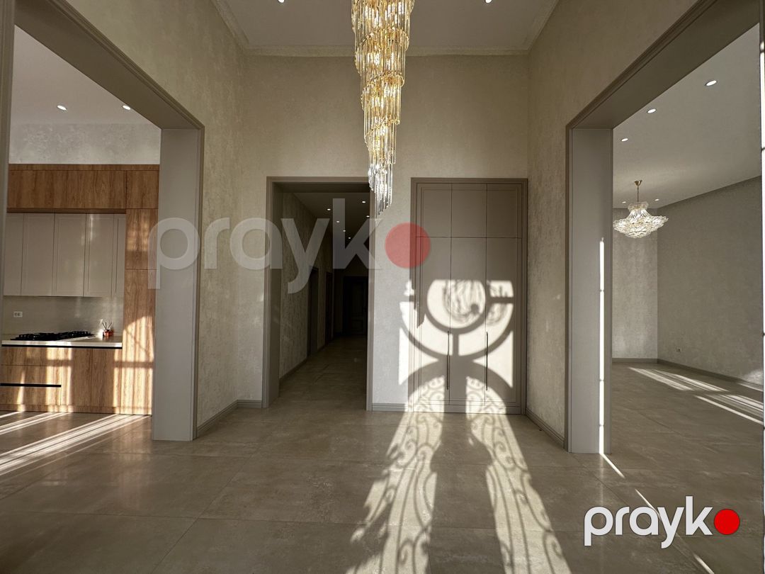 Satılır 5 otaqlı həyət evi/bağ evi 220 m² — Ev, villa, Bakı (10)