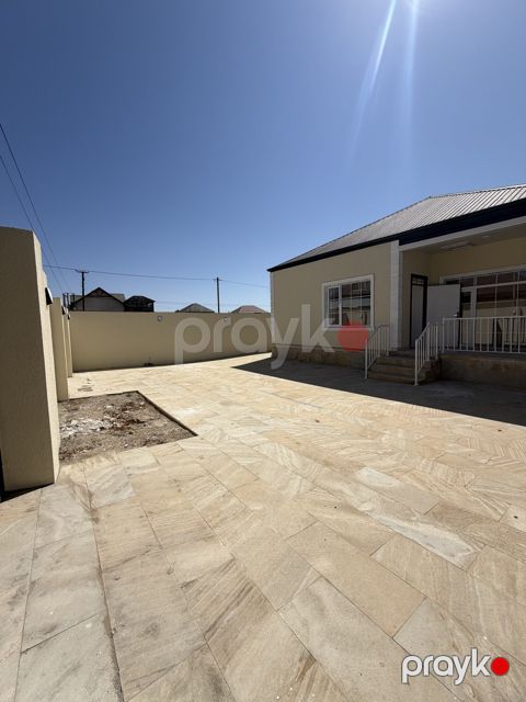 Satılır 4 otaqlı həyət evi/bağ evi 120 m² — Bakı