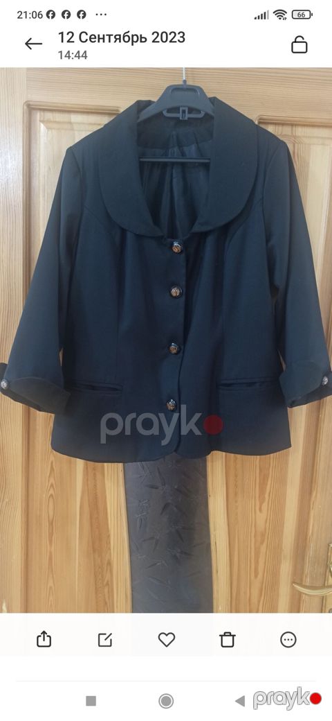 Qadın qara jaket - Klassik dizaynlı, dizə qədər uzunluqda qısa balon — Mehdiabad