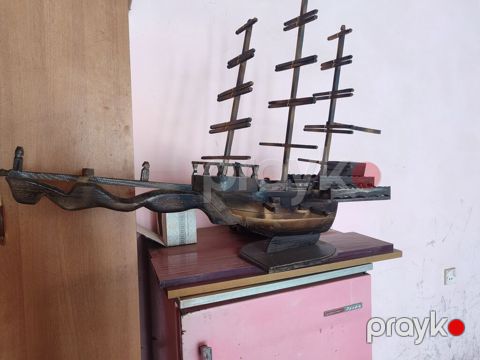 Ağacdan düzəldilmiş dekorativ yelkənli gəmi maketi - Material — Digah