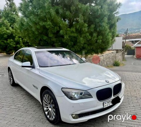 BMW 750, 4.4 L, 2011 il, 190 000 km — Şəki