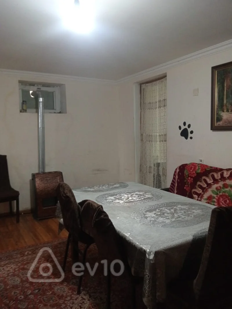 3 otaqlı mənzil, 50 m², Mirzə Davud Küçəsi — kirayə — Bakı