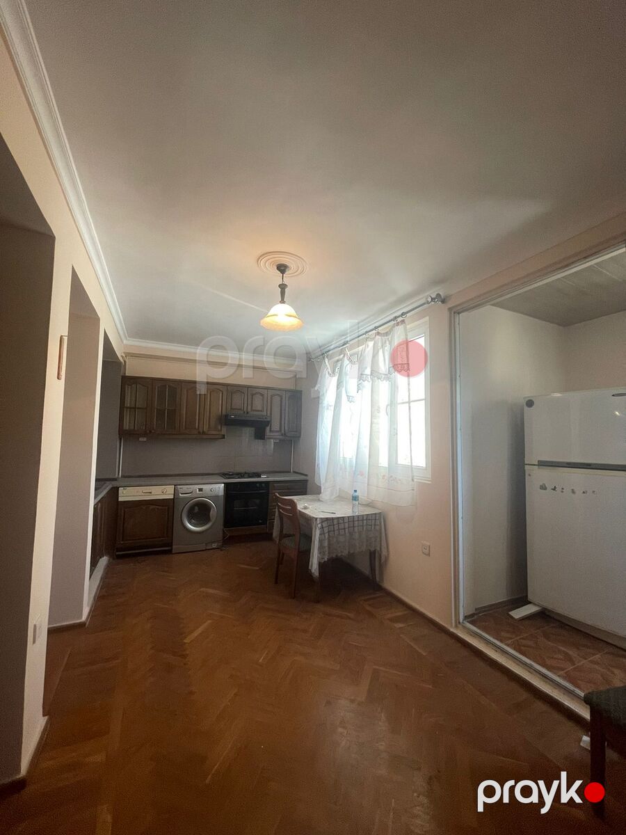 Satılır 2 otaqlı köhnə tikili 83 m² — Mənzil, Bakı (8)