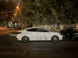 Diskiler barterde oluna biler Hyundai Elantra sedan – ağ rəng — Avtomobillər