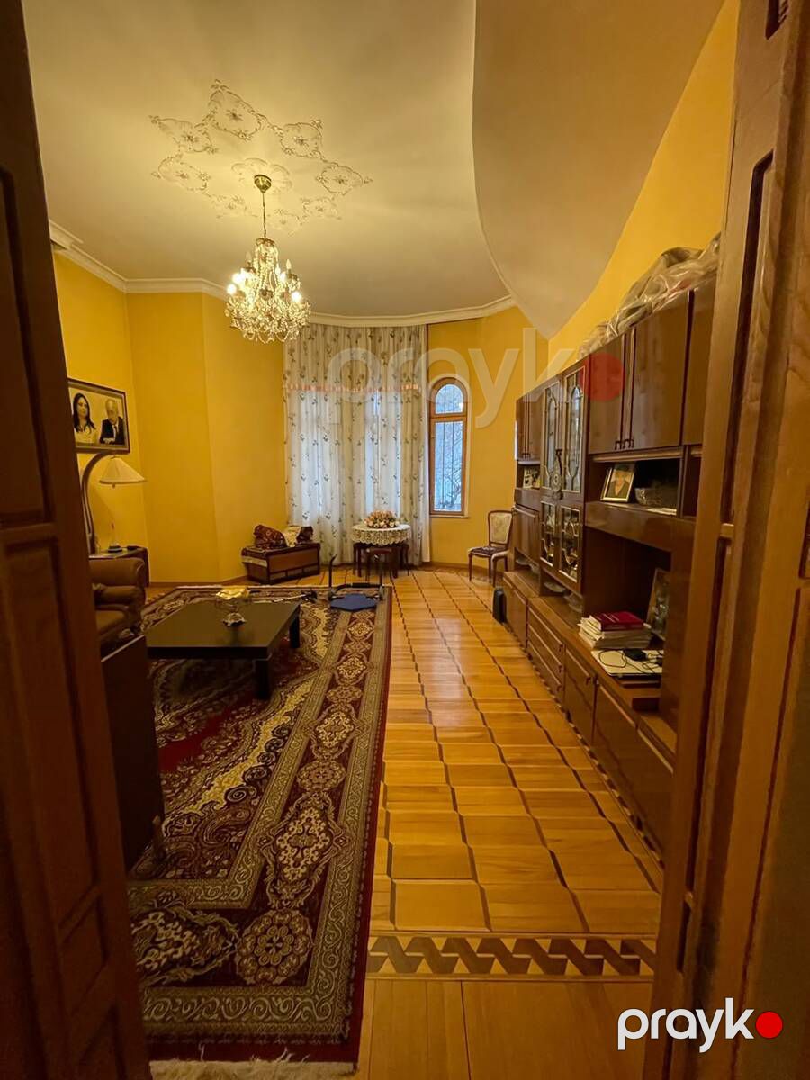Satılır 11 otaqlı həyət evi/bağ evi 1030 m² — Ev, villa, Bakı (2)