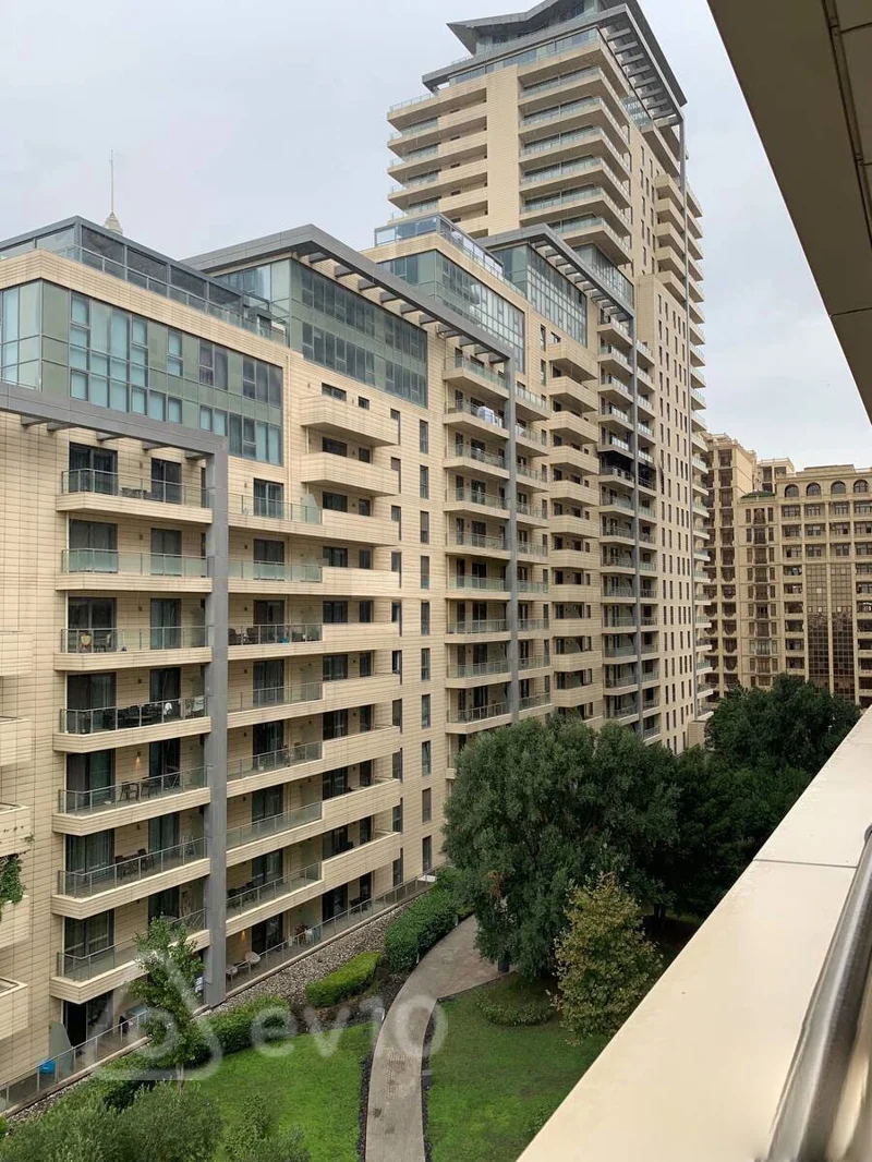 4 otaqlı mənzil, 178 m², Neftciler Pr — Mənzil, Bakı (4)
