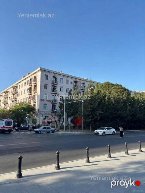 Satılır 4 otaqlı Bina evi menzil (Köhnə tikili), 110 m², Nəsimi rayonu — Bakı
