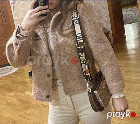 Teddy jaket satilir, 100 manata alinib, 30 manata satilir, 1-2 defe — Bakı
