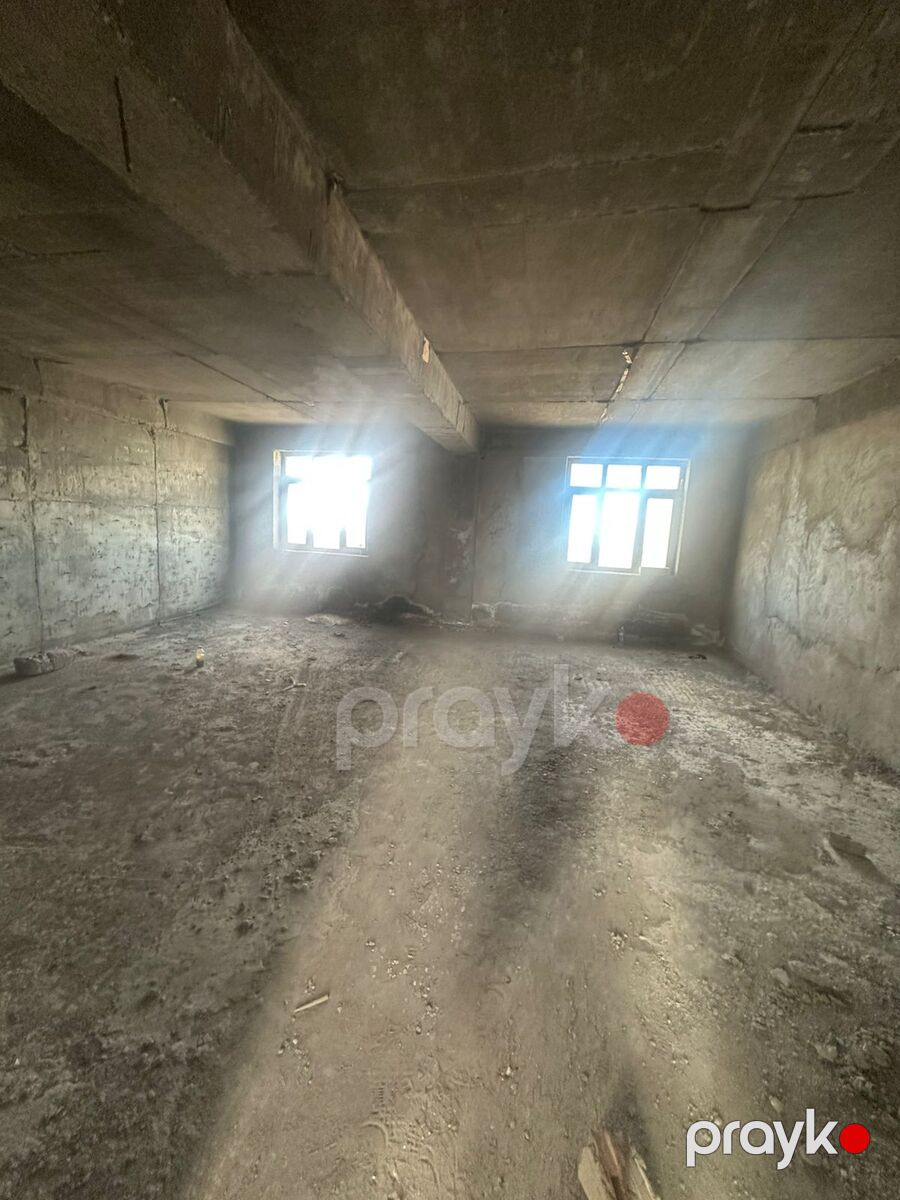 Satılır 5 otaqlı yeni tikili 700 m² — Mənzil, Bakı (12)