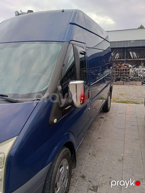 Ford Transit yük/furqon Xüsusiyyətlər: - Korpus: uzun bazalı, yüksək