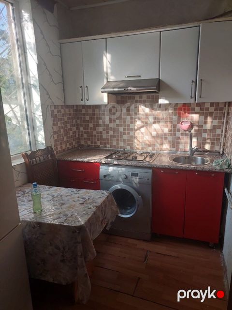 İcarəyə verilir 2 otaqlı köhnə tikili 55 m² — Bakı