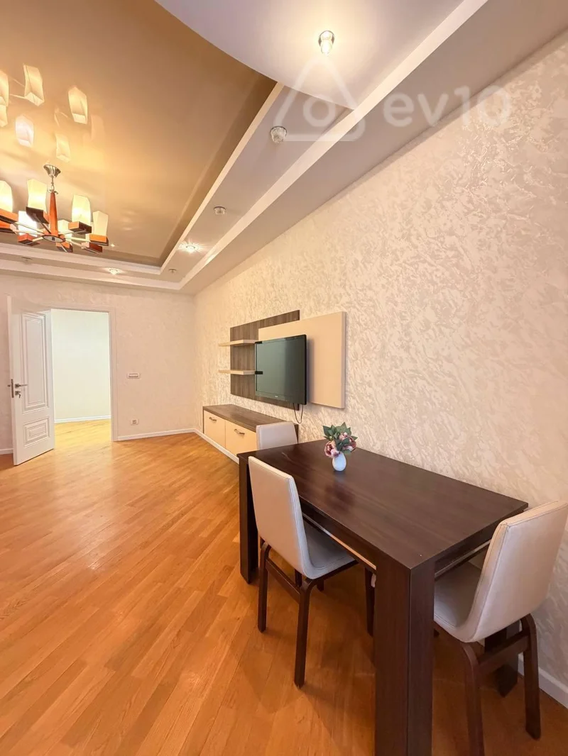 3 otaqlı mənzil, 150 m², Nəcəfqulu Rəfiyev 34 — kirayə — Mənzil, Bakı (6)