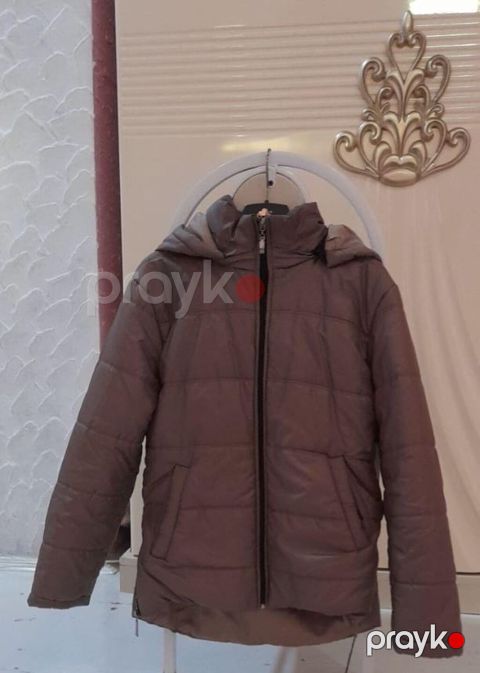 Kariçni kurtka 2ci əl - Rəng: tünd boz/qəhvəyi ton - Model — Digah
