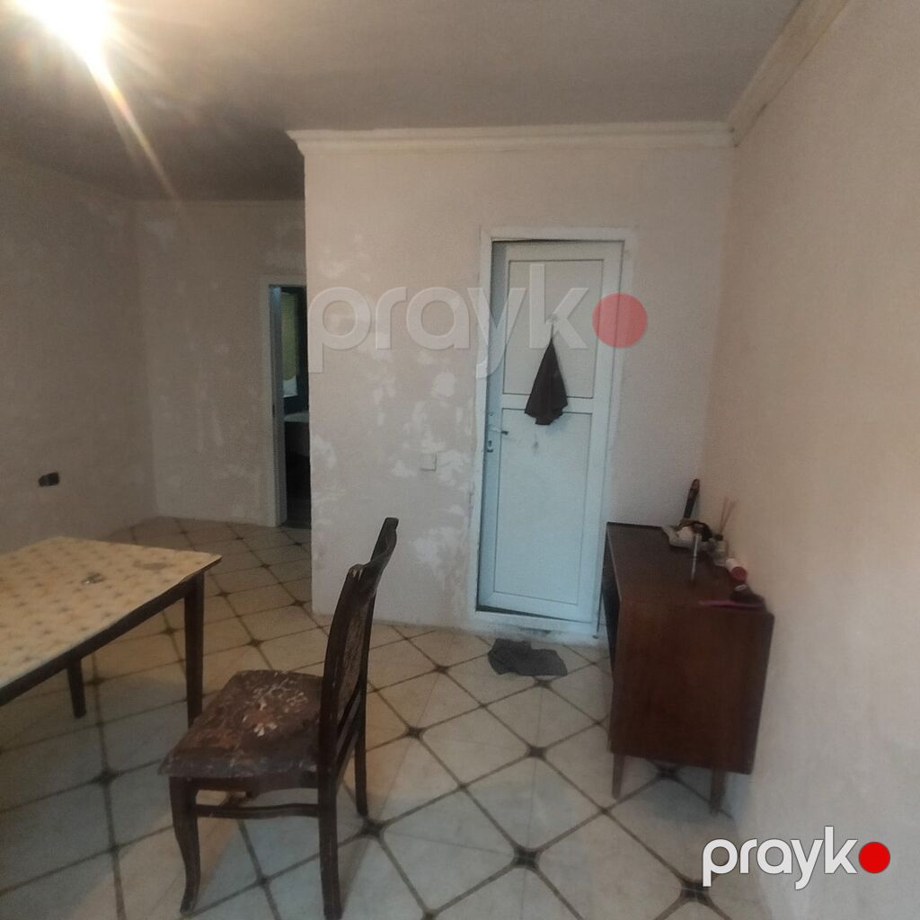 80 kv. m, 2 otaqlı, Qaz, İşıq, Su — Ev, villa, Bakı (3)