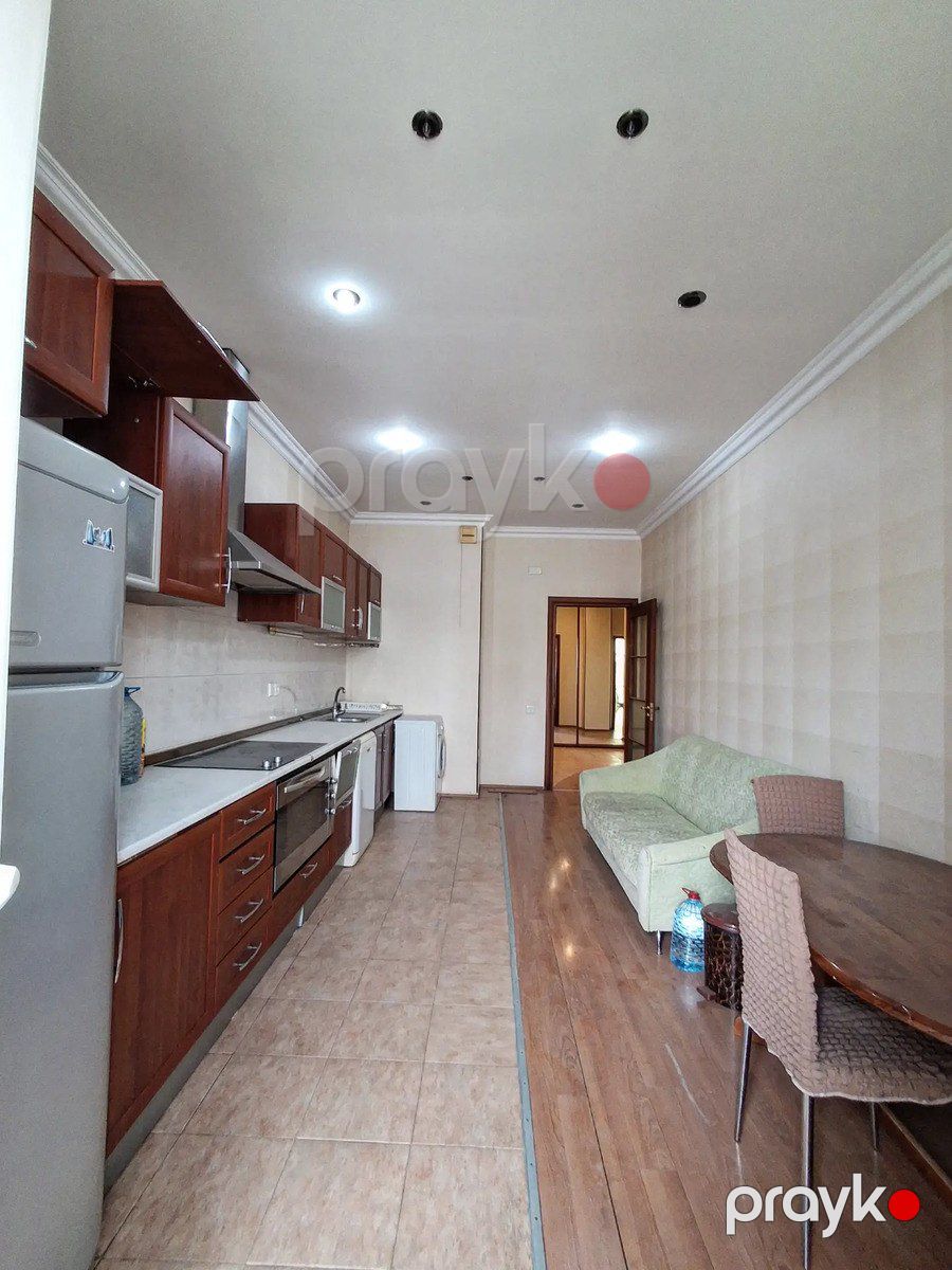 Satılır 4 otaqlı yeni tikili 200 m² — Mənzil, Bakı (4)