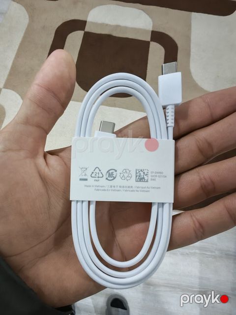 "Samsung Galaxy A56 Awesome Olive 128GB/8GB" USB kabeli — Sumqayıt
