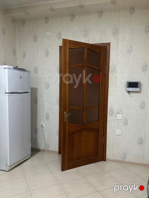 Daimi qalmaq üçün xanım otaq yoldaşı axtarılır Təmizliyə və — Bakı