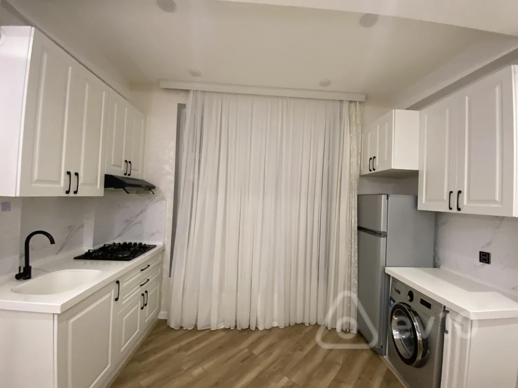 2 otaqlı mənzil, 75 m², Möhün Sənani kücəsi — kirayə — Mənzil, Bakı (5)