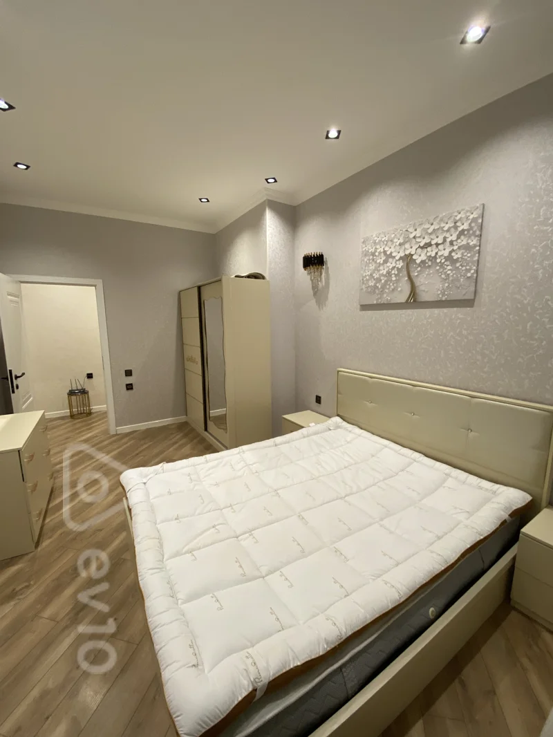 2 otaqlı mənzil, 75 m², Möhün Sənani kücəsi — kirayə — Mənzil, Bakı (6)