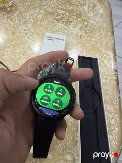 Samsung Galaxy Watch6 Classic ağıllı saat - Rəng: qara - Korpus — Bakı