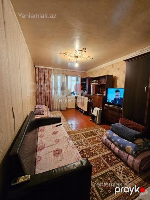 Satılır 1 otaqlı Bina evi menzil (Köhnə tikili), 33 m², 8-ci mikrorayon — Sumqayıt