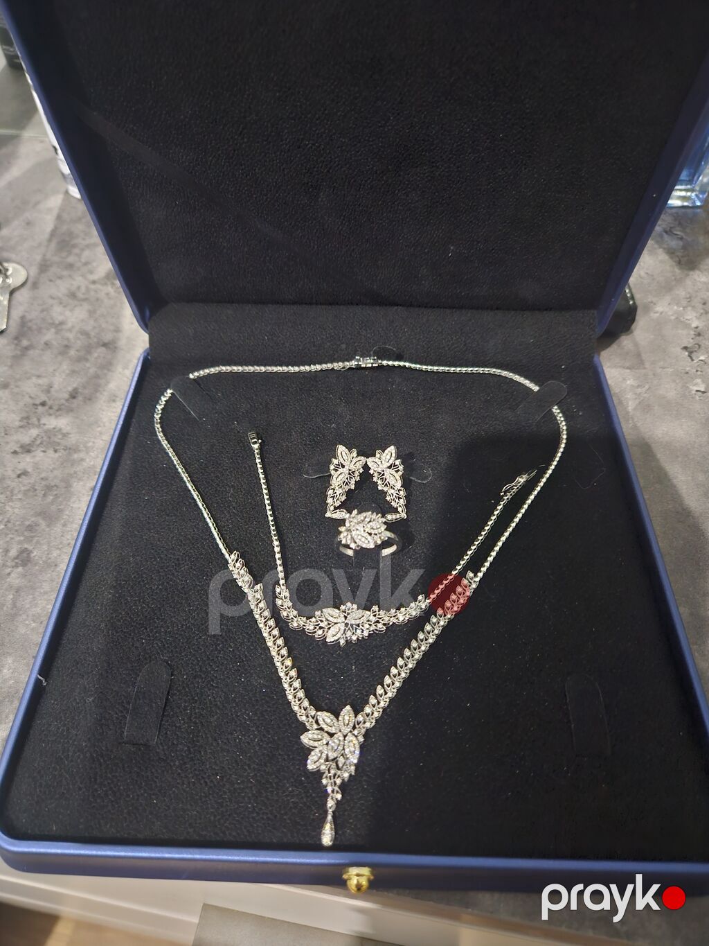 Ağ qızıl — Təklifler, Bakı (8)
