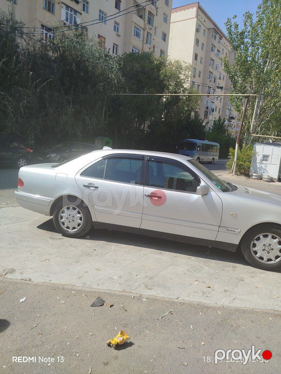 Mercedes E 230, 2.3 L, 1996 il, 323 523 km — Avtomobillər, Sumqayıt (8)