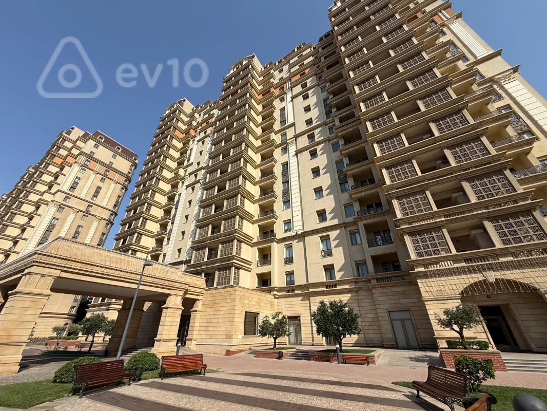 4 otaqlı mənzil, 200 m², Aşıq Alı küçəsi — Bakı