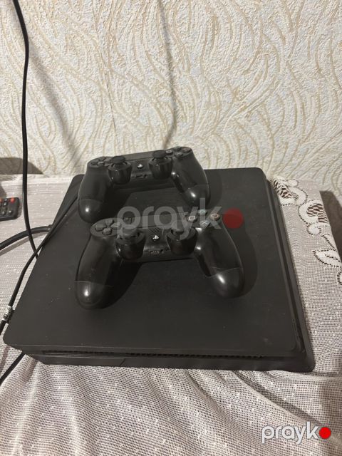 Sony PlayStation 4 Slim 500GB — Quba