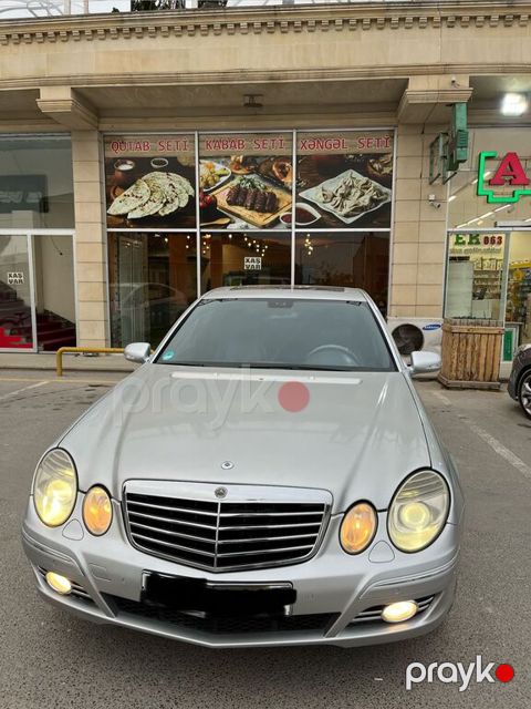 Mercedes E 320, 3.2 L, 2003 il, 337 500 km — Bakı
