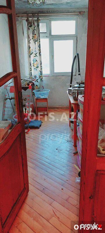 Köhnə tikili Satılır Yasamal r., İnşaatçılar m., 4 otaq, 70 m² — Mənzil, Bakı (6)
